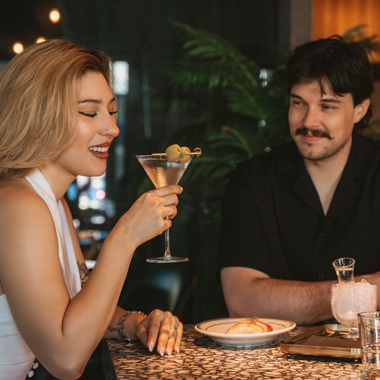 Happy Hour Everyday 4–6 PM