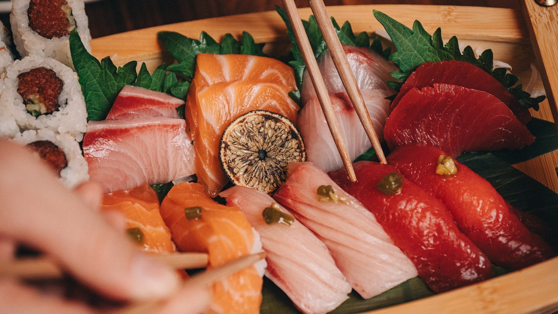 BISUTORO Sushi Bar Bistro Rewards