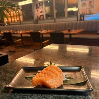 Salmon Sashimi