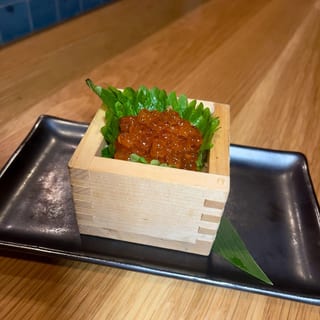 Ikura sashimi